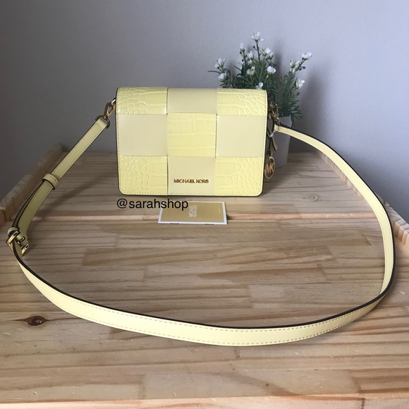🌼Michael Kors Purse - Picture 2 of 13